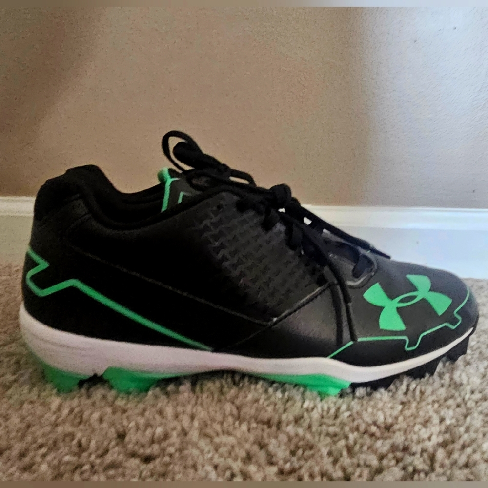 Under Armour Cleats